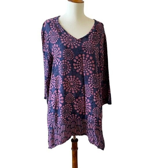SOFT SURROUNDINGS PINK BLUE CIRCLES SHARK BITE HEM TUNIC LONG SLEEVES S-PETITE - Picture 1 of 12